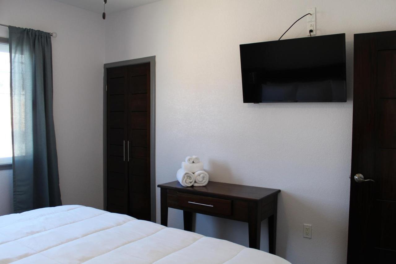 Barefoot Caye Caulker Hotel 外观 照片